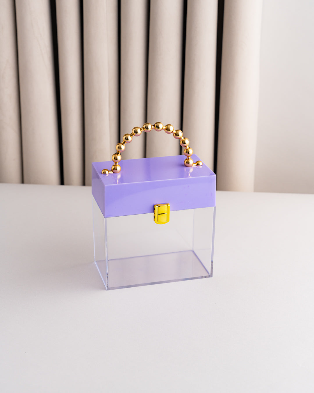 شنطة اكريلك