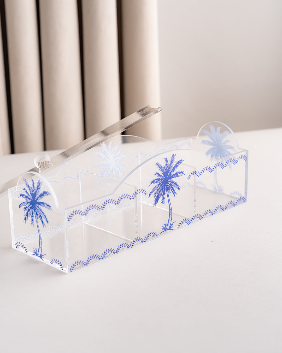 علبة اكريلك مقسم نقش نخلة