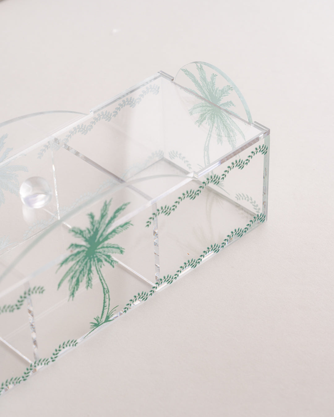 علبة اكريلك مقسم نقش نخلة