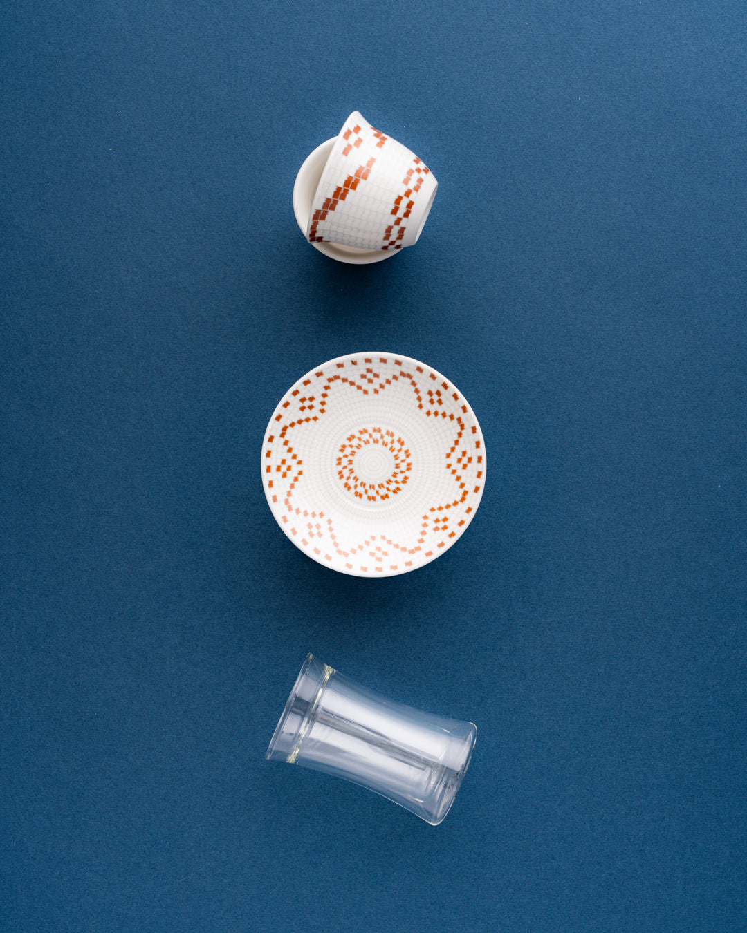 طقم استكانات شاي وفناجين قهوة عربية 18 قطعة دبل وول - طبقتين من الزجاج