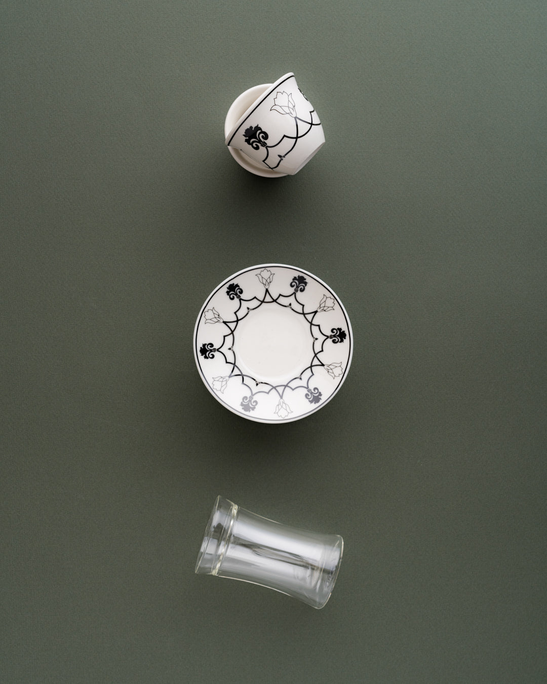 طقم استكانات شاي وفناجين قهوة عربية 18 قطعة دبل وول - طبقتين من الزجاج