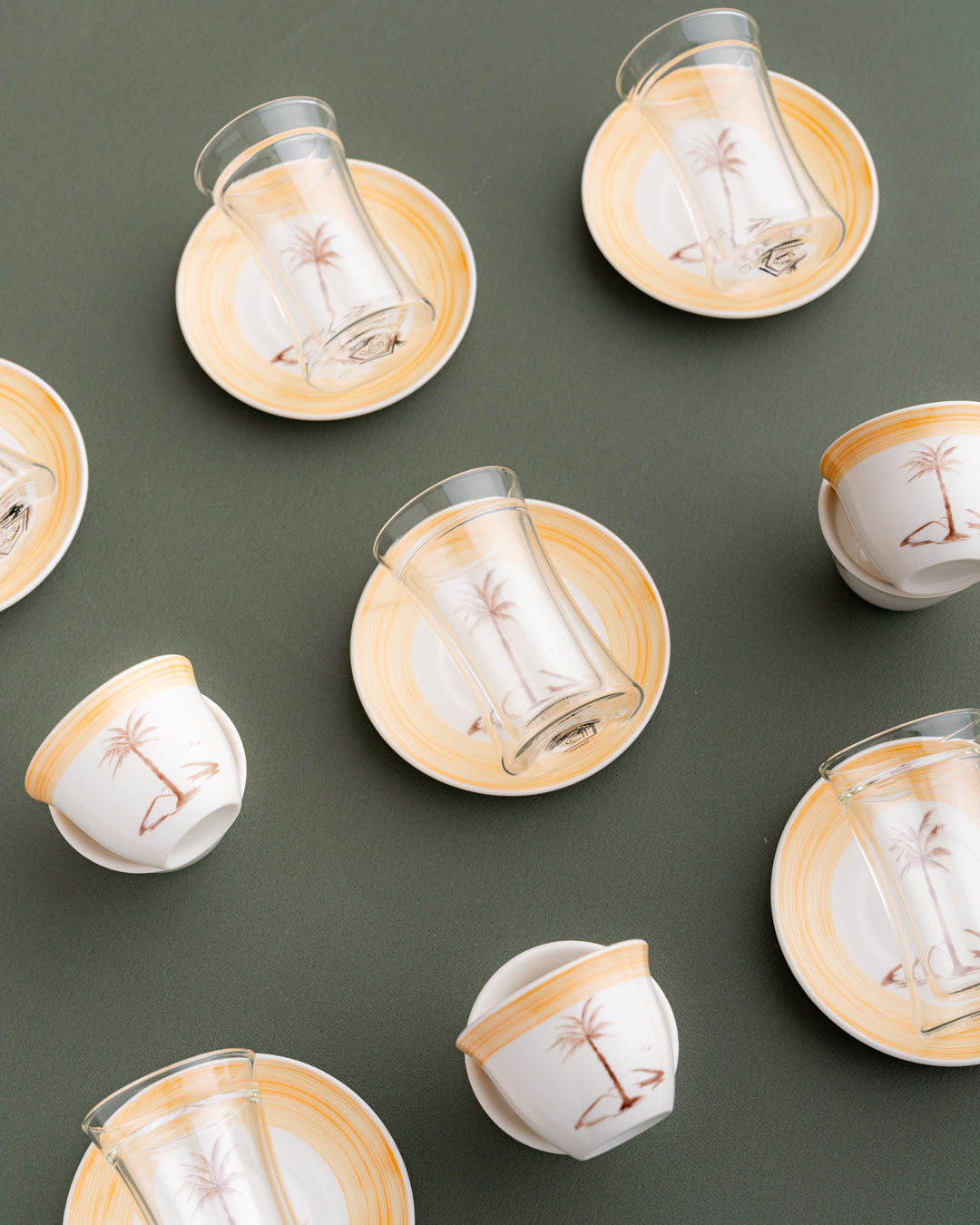 طقم استكانات شاي وفناجين قهوة عربية 18 قطعة دبل وول - طبقتين من الزجاج