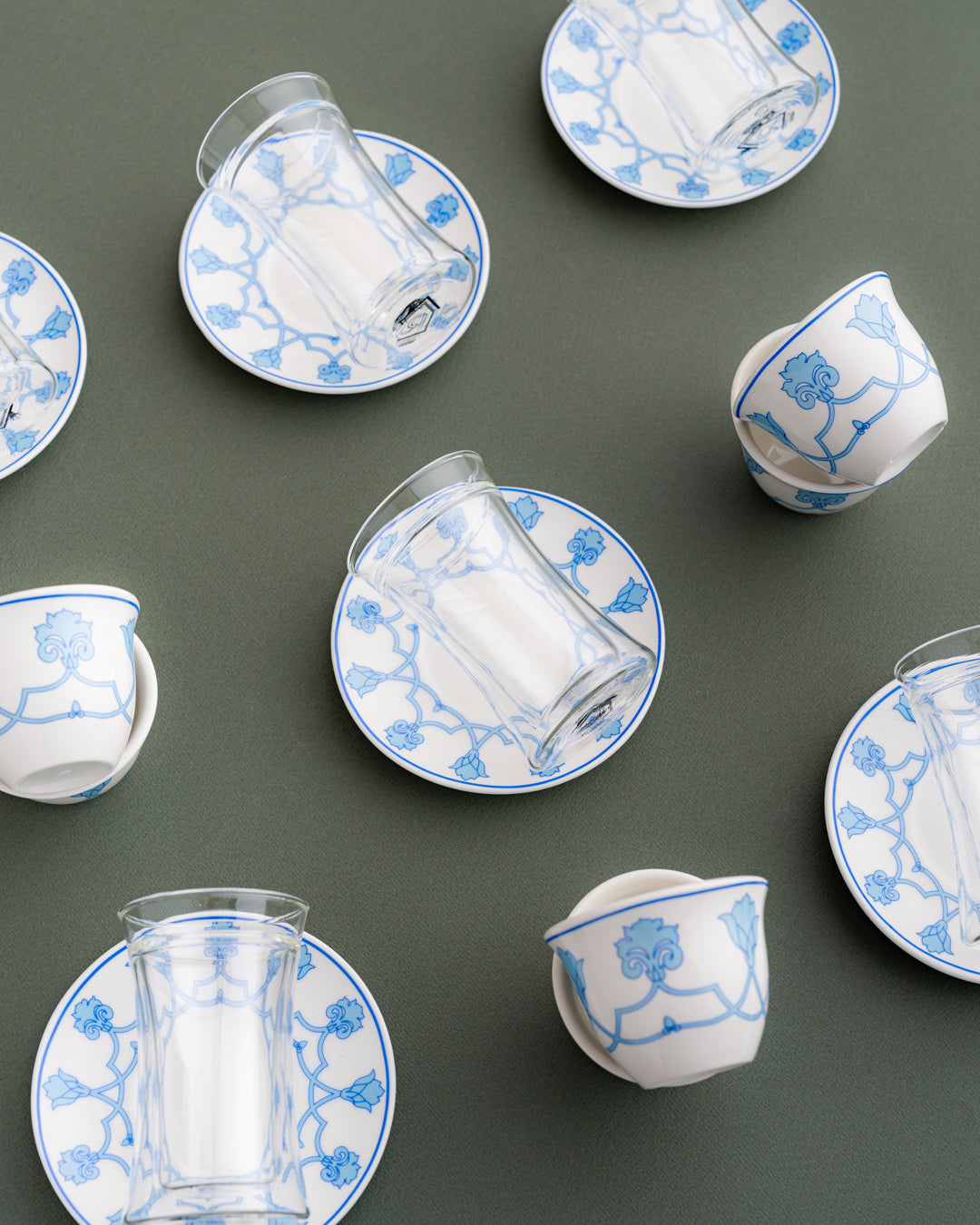 طقم استكانات شاي وفناجين قهوة عربية 18 قطعة دبل وول - طبقتين من الزجاج