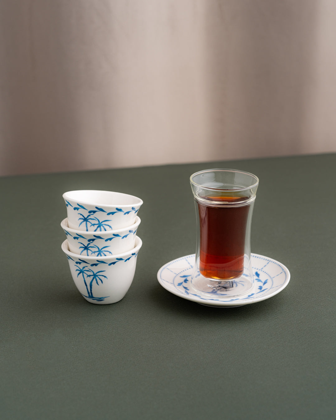 18-piece double-walled Arabic tea and coffee set - two layers of glass