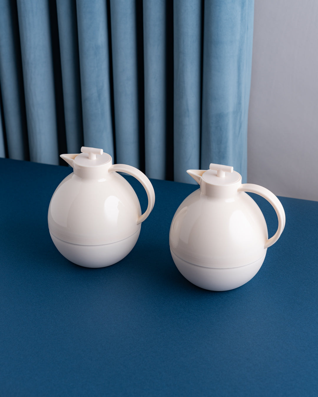 طقم مطارة شاي وقهوة لون ابيض