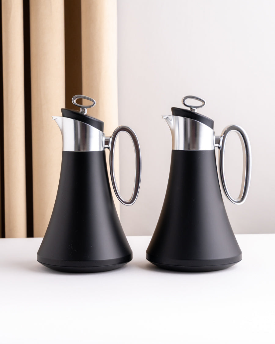 طقم مطارة شاي وقهوة لون اسود بمقبض سلفر