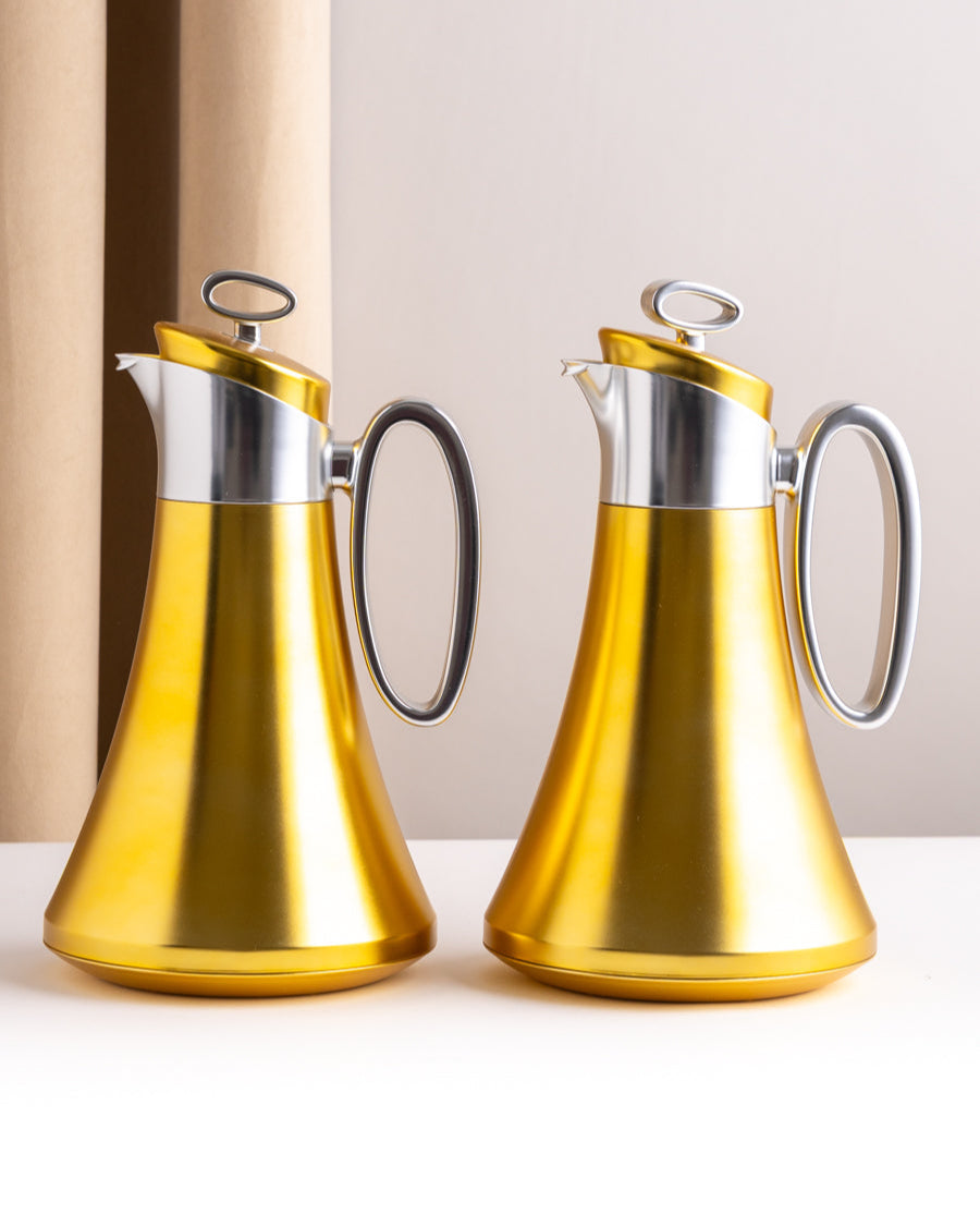 طقم مطارة شاي وقهوة لون ذهبي بمقبض سلفر