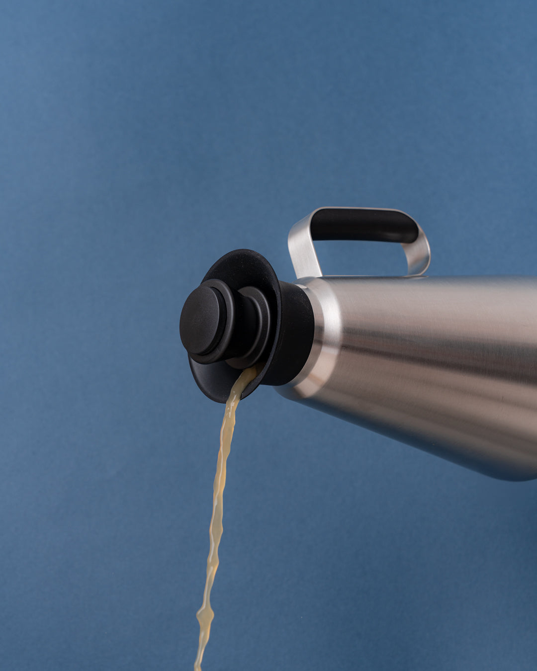 مطارة شاي وقهوة دبل وول لون سلفر