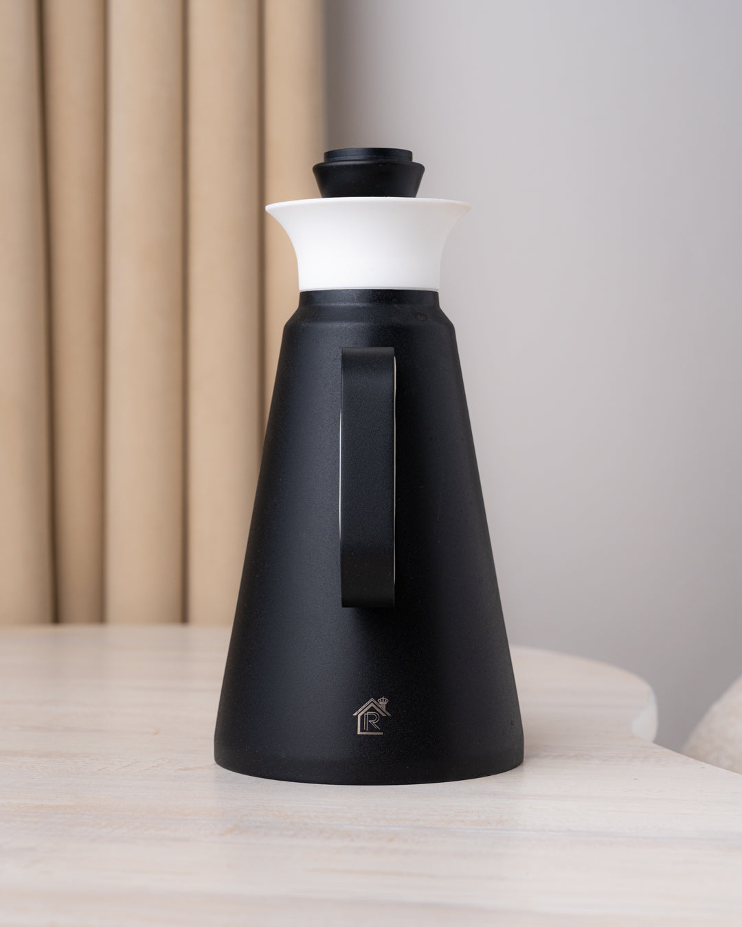 مطارة شاي وقهوة دبل وول لون اسود