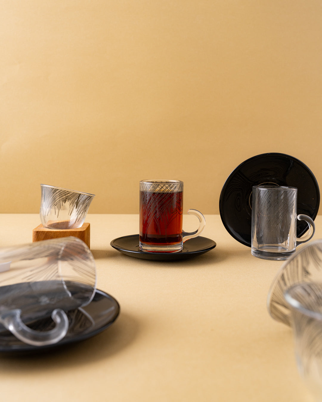 طقم استكانة وفنجان