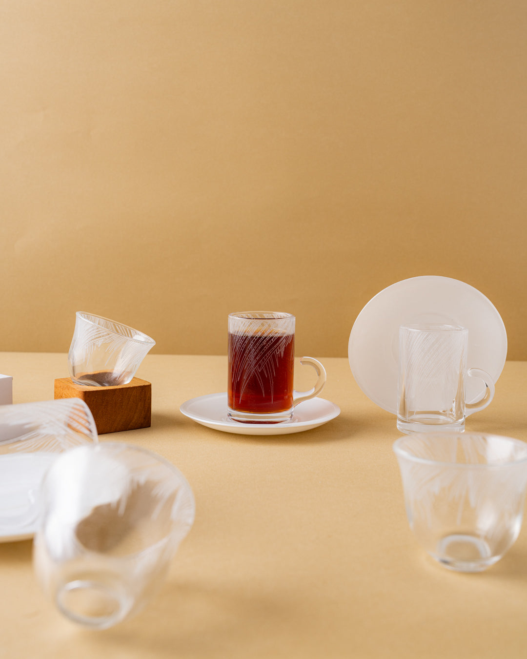 طقم استكانة وفنجان