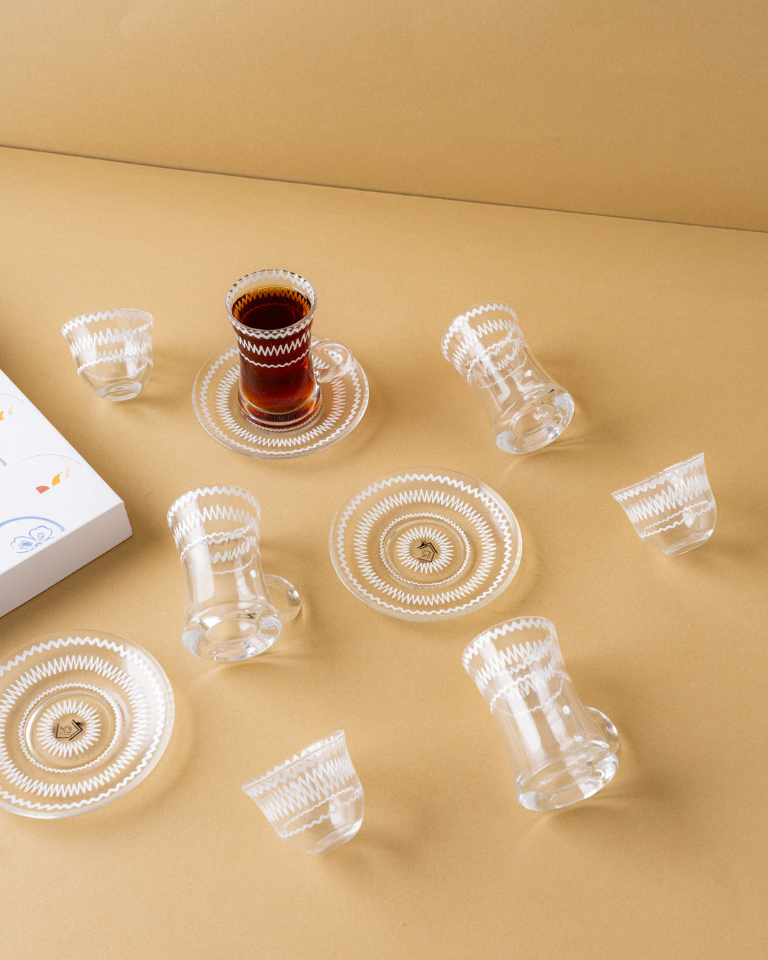 طقم استكانة وفنجان