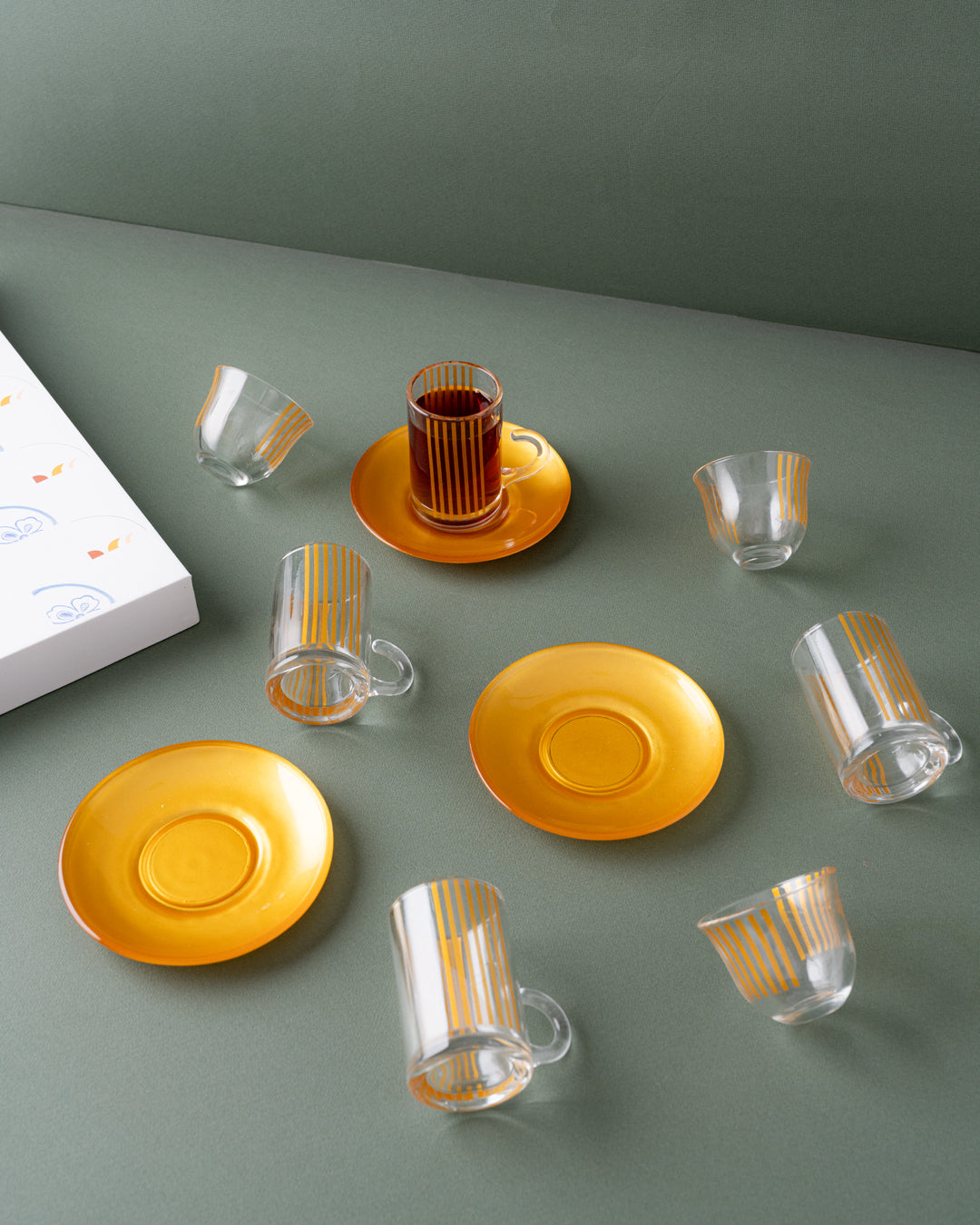 طقم استكانة وفنجان