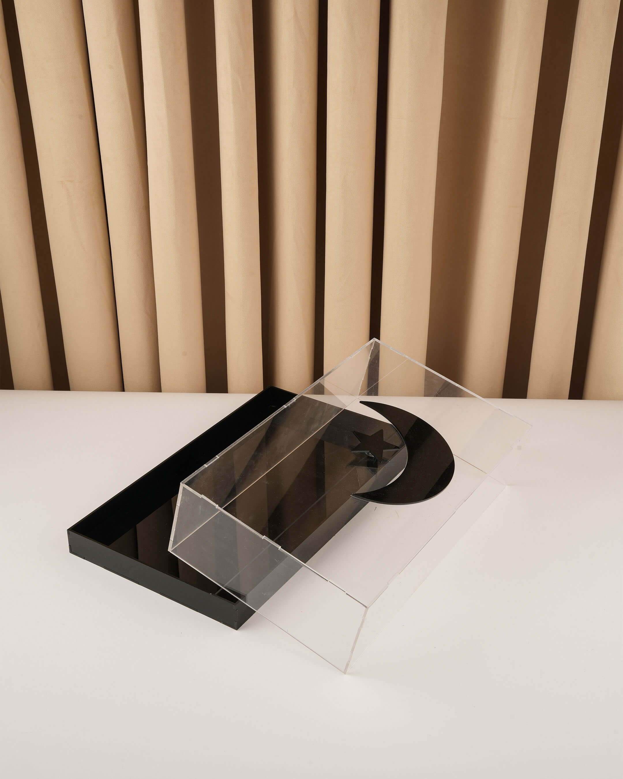 ماعون تقديم اكريلك